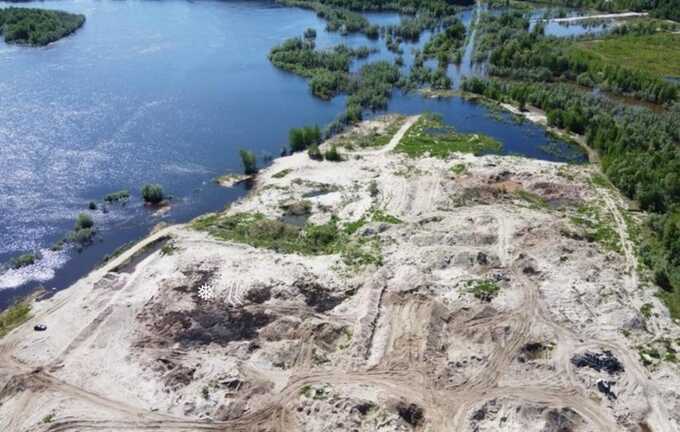 УФАС по ХМАО сорвало рекультивацию токсичной свалки у водозабора Нижневартовска. Рабочие не могут зайти на площадку